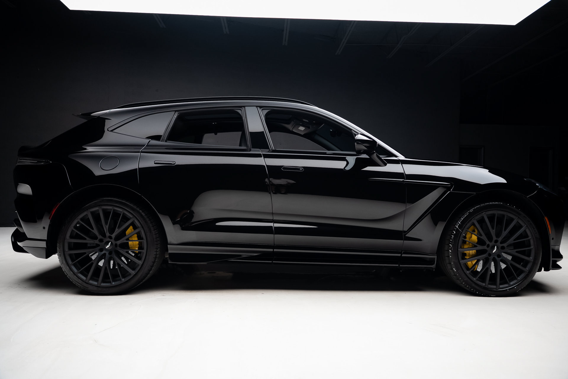 Used 2024 Aston Martin DBX 707 AWD/4WD image 35