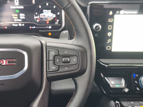Used 2025 GMC Sierra 1500 AT4 AWD/4WD image 28