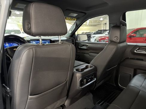 Used 2024 Chevrolet Silverado 1500 LTZ AWD/4WD image 19