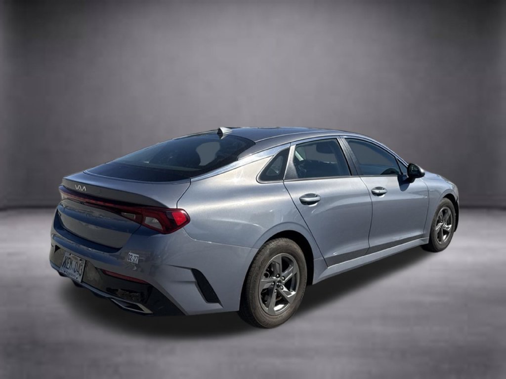 Used 2022 Kia K5 LXS FWD image 4