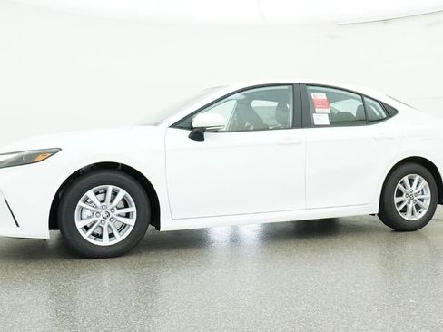 New 2026 Toyota Camry LE FWD image 18