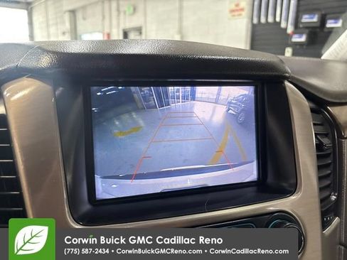 Used 2018 GMC Yukon XL Denali w/ Denali Ultimate Package AWD/4WD image 29