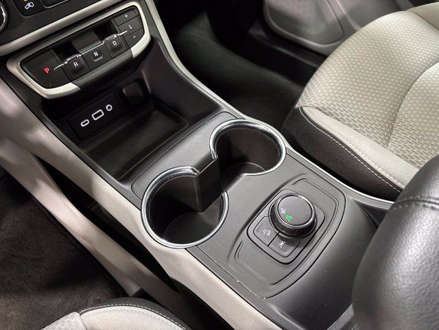 Used 2024 GMC Terrain SLE FWD image 52