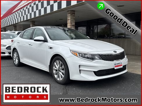 Used 2018 Kia Optima EX w/ Premium Package FWD image 1
