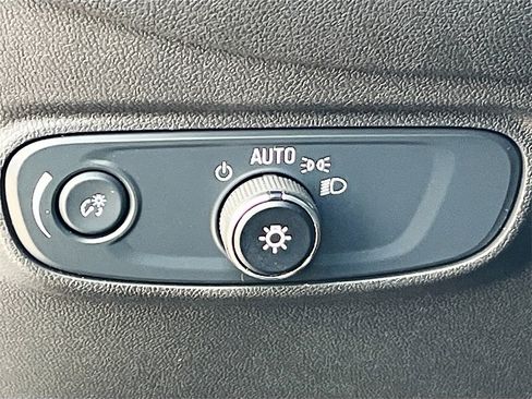 Used 2024 Chevrolet Equinox RS image 10