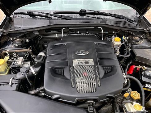 Used 2009 Subaru Legacy 3.0R Limited AWD/4WD image 32