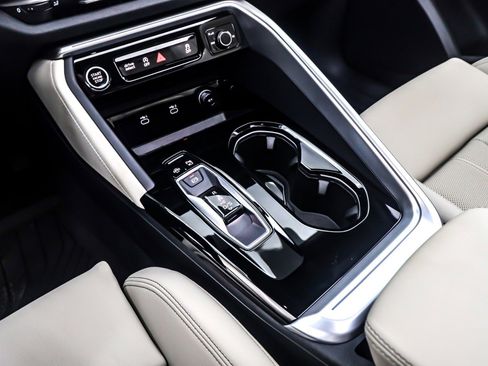 New 2025 Audi Q5 Premium Plus image 6