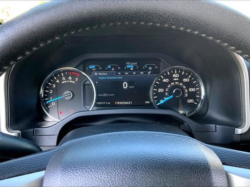 Used 2015 Ford F150 Lariat AWD/4WD image 18