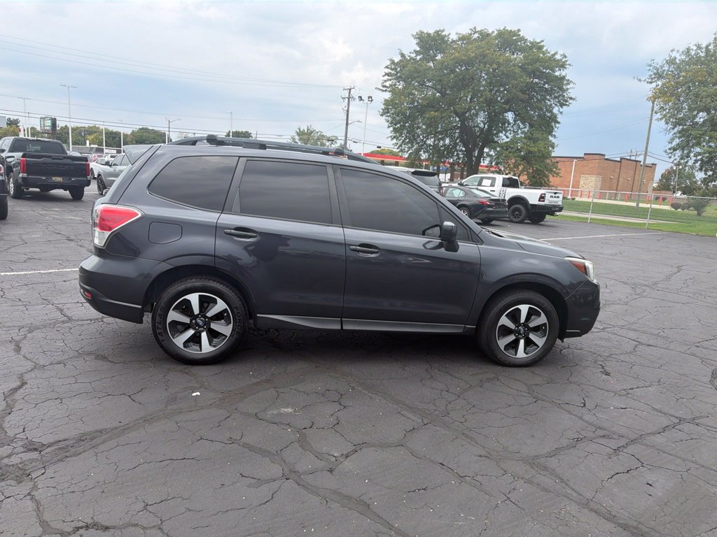 Used 2018 Subaru Forester 2.5i Premium AWD/4WD image 5