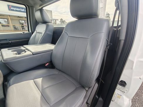 Used 2016 Ford F250 XL w/ Power Equipment Group image 27