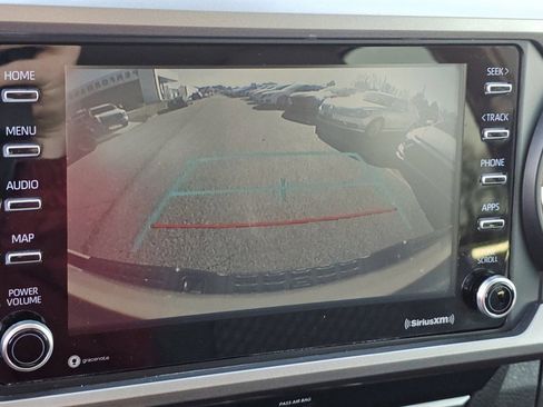 Used 2020 Toyota Tacoma SR5 image 8