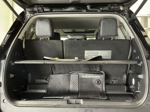 Used 2024 Toyota Sequoia Limited w/ Tow Technology Package AWD/4WD image 27