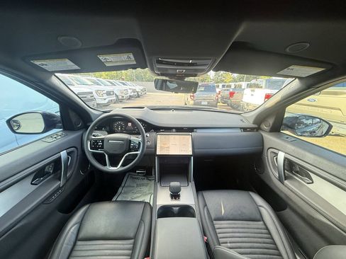 Used 2024 Land Rover Discovery Sport Dynamic SE AWD/4WD image 22