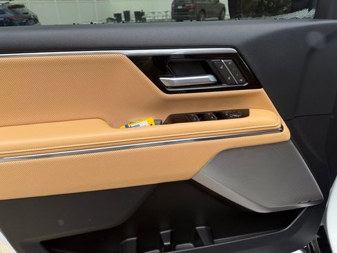 Used 2026 GMC Sierra EV Denali image 7