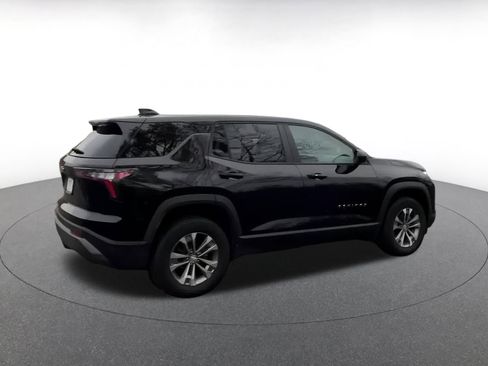 Used 2025 Chevrolet Equinox LT image 16