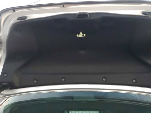 Used 2019 Toyota Camry LE image 24