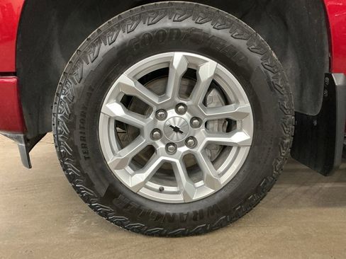 Used 2023 Chevrolet Silverado 1500 RST image 30