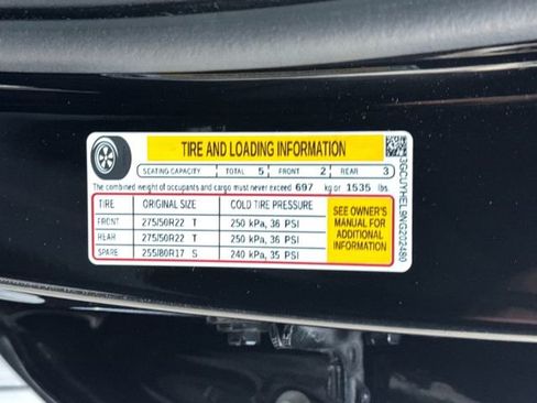 Used 2022 Chevrolet Silverado 1500 High Country image 24