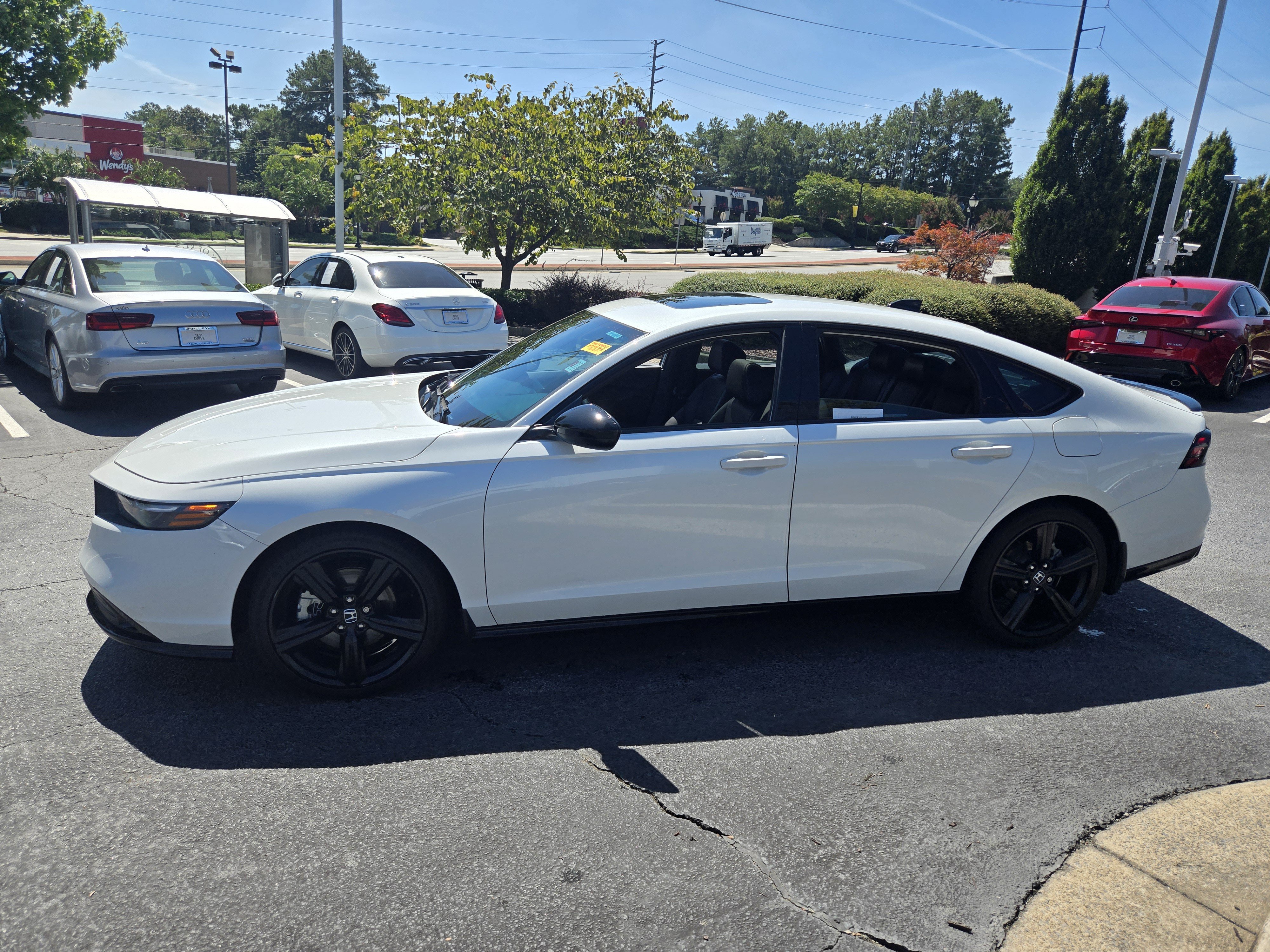 Used 2024 Honda Accord Sport image 2