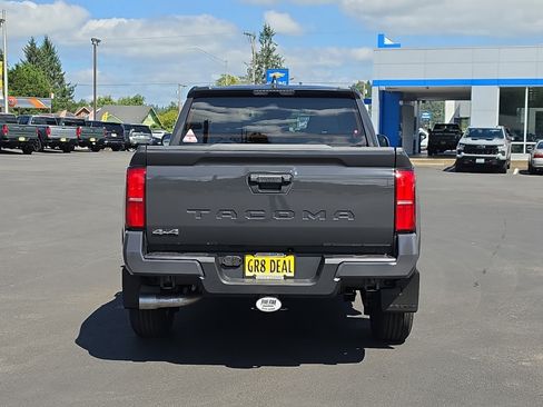 New 2026 Toyota Tacoma SR5 AWD/4WD image 8