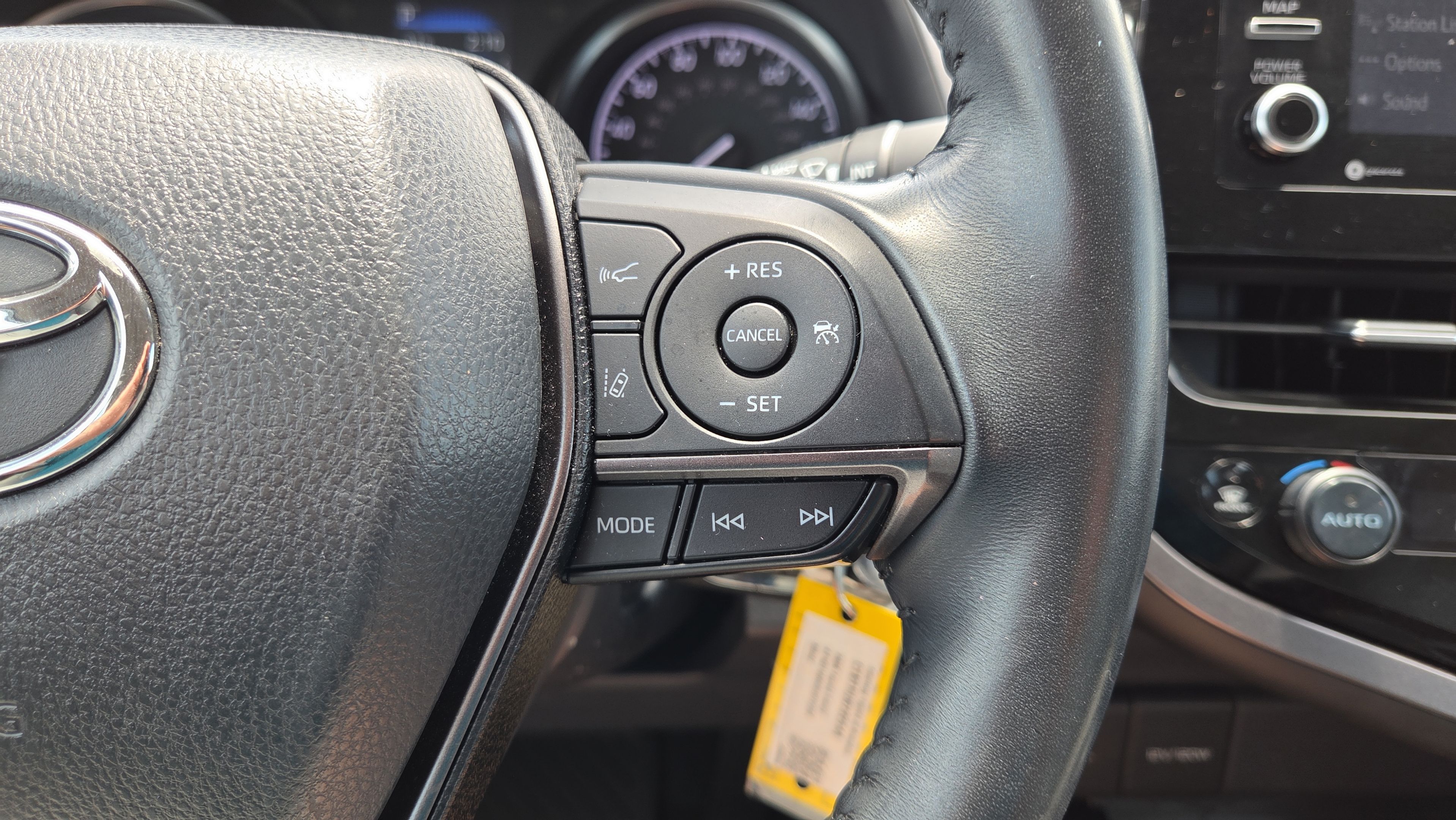 Used 2024 Toyota Camry SE FWD image 26