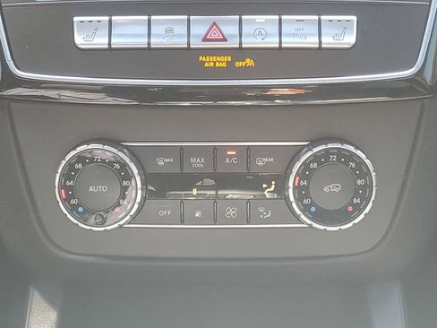 Used 2019 Mercedes-Benz GLS 450 4MATIC w/ Premium 1 Package image 38