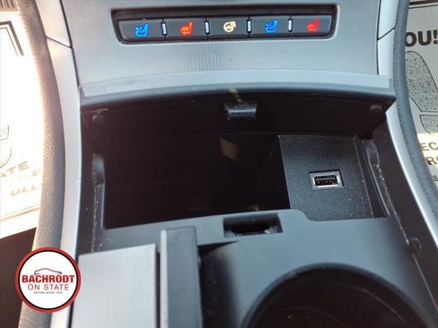 Used 2019 Lincoln MKZ Reserve FWD image 13