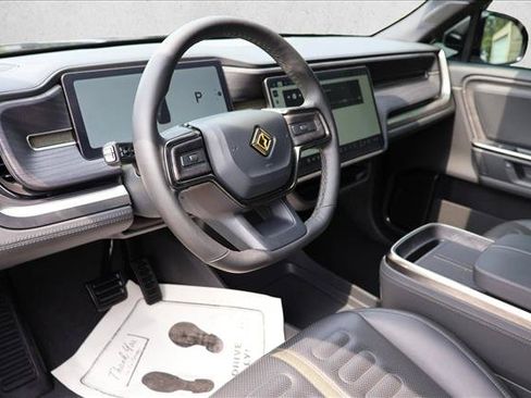 Used 2025 Rivian R1S Adventure AWD/4WD image 10