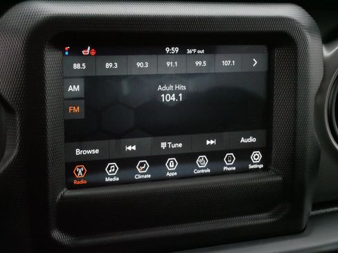 Used 2022 Jeep Wrangler Willys image 22