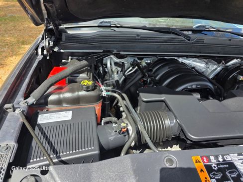 Used 2017 Chevrolet Tahoe LT image 23