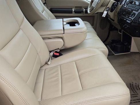 Used 2008 Ford F350 Lariat AWD/4WD image 6