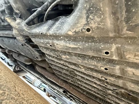 Used 2015 Toyota Camry SE image 29