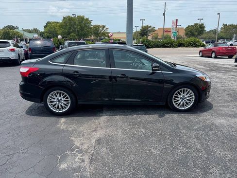 Used 2012 Ford Focus SEL FWD image 8