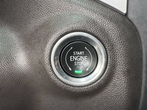 Used 2021 GMC Sierra 1500 SLT RWD image 19
