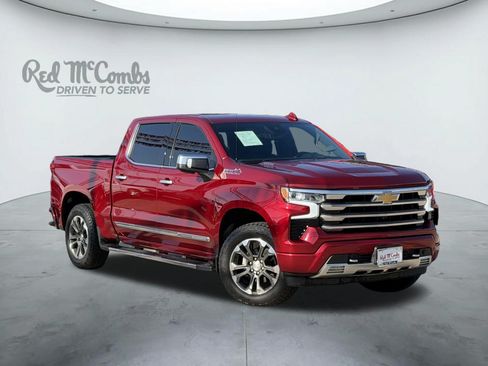 Used 2023 Chevrolet Silverado 1500 High Country w/ Technology Package AWD/4WD image 1