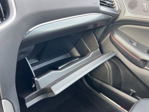 Certified 2024 Ford Edge ST-Line image 17