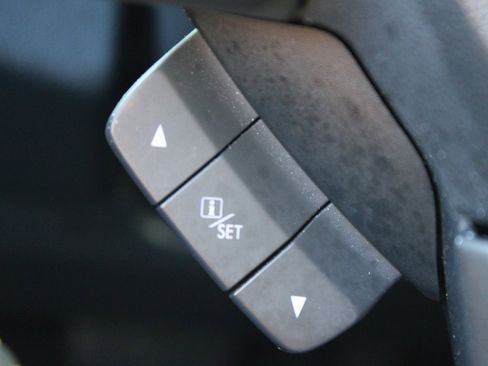 Used 2018 Subaru Forester 2.5i Limited image 16