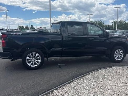 Used 2023 Chevrolet Silverado 1500 Custom AWD/4WD image 2