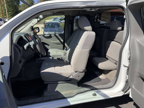 Used 2017 Nissan Frontier S RWD image 21