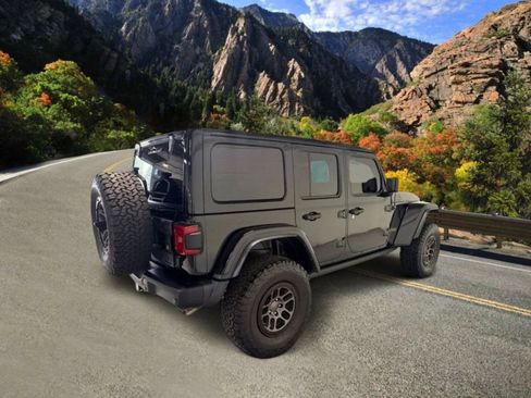 Used 2023 Jeep Wrangler Unlimited Rubicon 392 w/ Xtreme Recon 35" Tire Package AWD/4WD image 6