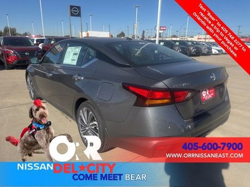 New 2025 Nissan Altima 2.5 SL image 3