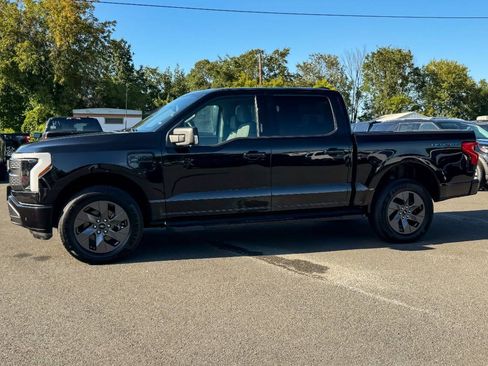 Used 2023 Ford F150 Lightning XLT w/ Equipment Group 312A High AWD/4WD image 5