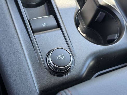 New 2026 Ford Explorer Active AWD/4WD image 30