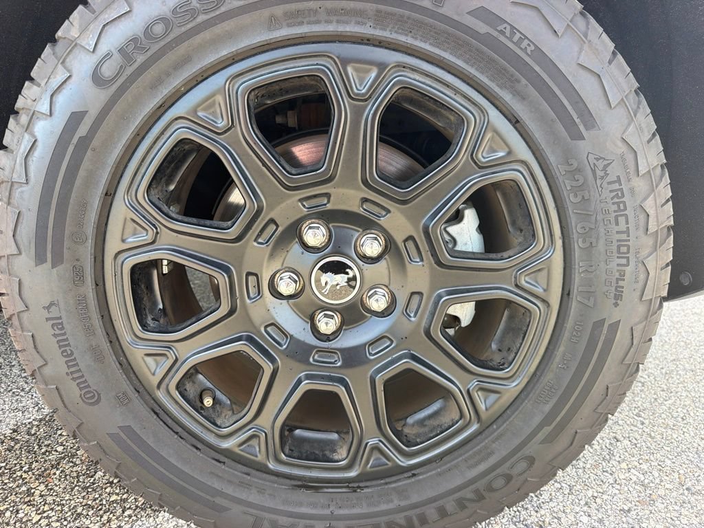 Used 2025 Ford Bronco Sport Badlands AWD/4WD image 30