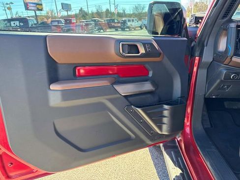 Used 2021 Ford Bronco Outer Banks image 15