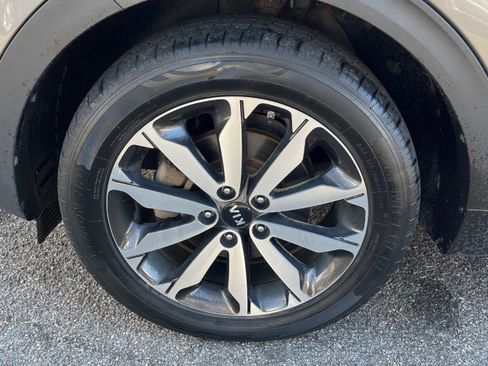 Used 2017 Kia Sportage EX image 18