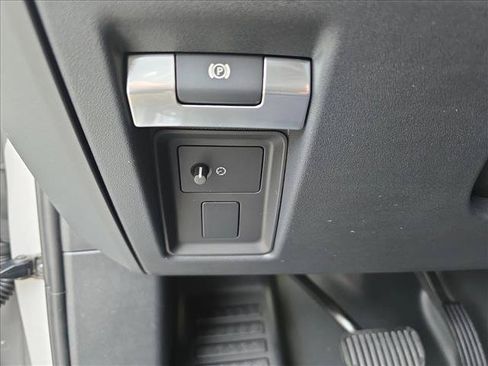 Used 2026 Land Rover Defender 110 S AWD/4WD image 25