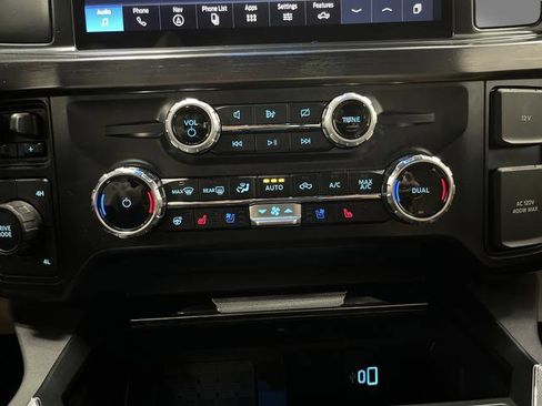 Used 2024 Ford F350 Lariat image 19