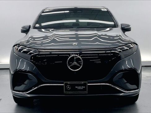 Used 2023 Mercedes-Benz EQS 450+ SUV image 8