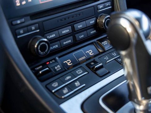 Used 2017 Porsche 911 Carrera 4S image 97